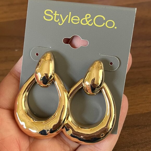 NWT Style & Co. Door Knock Gold Earrings - Picture 2 of 4